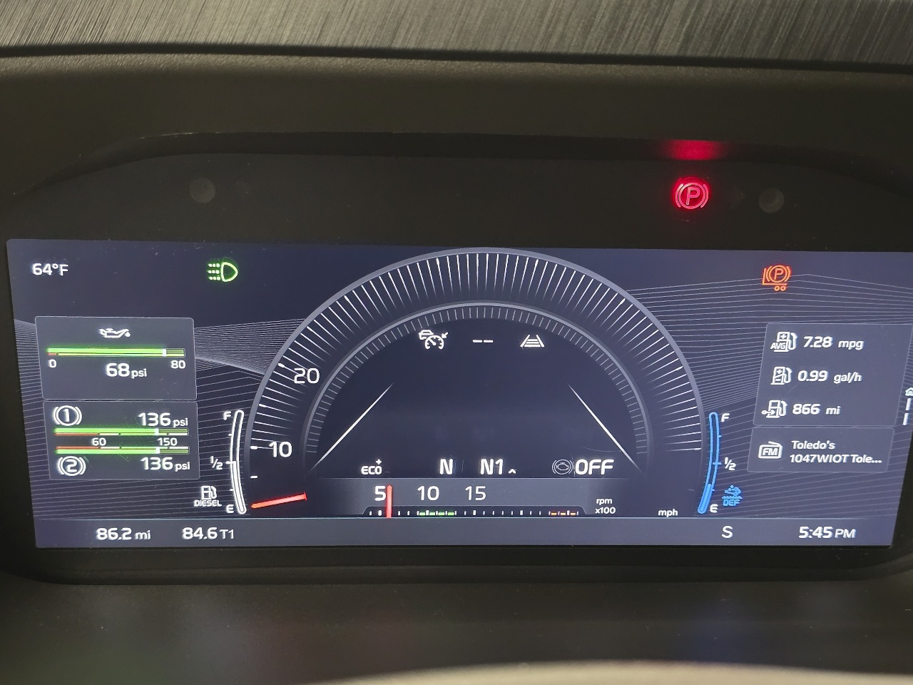 2026 Volvo - image 8