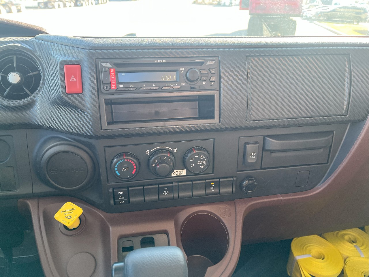 2025 Hino - image 13