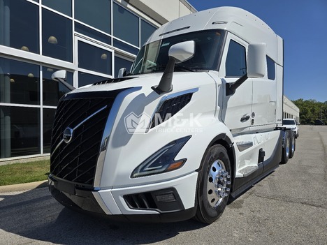 2026 VOLVO VNL64T840 Sleeper #320279