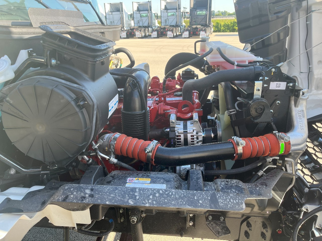 2025 Hino - image 14