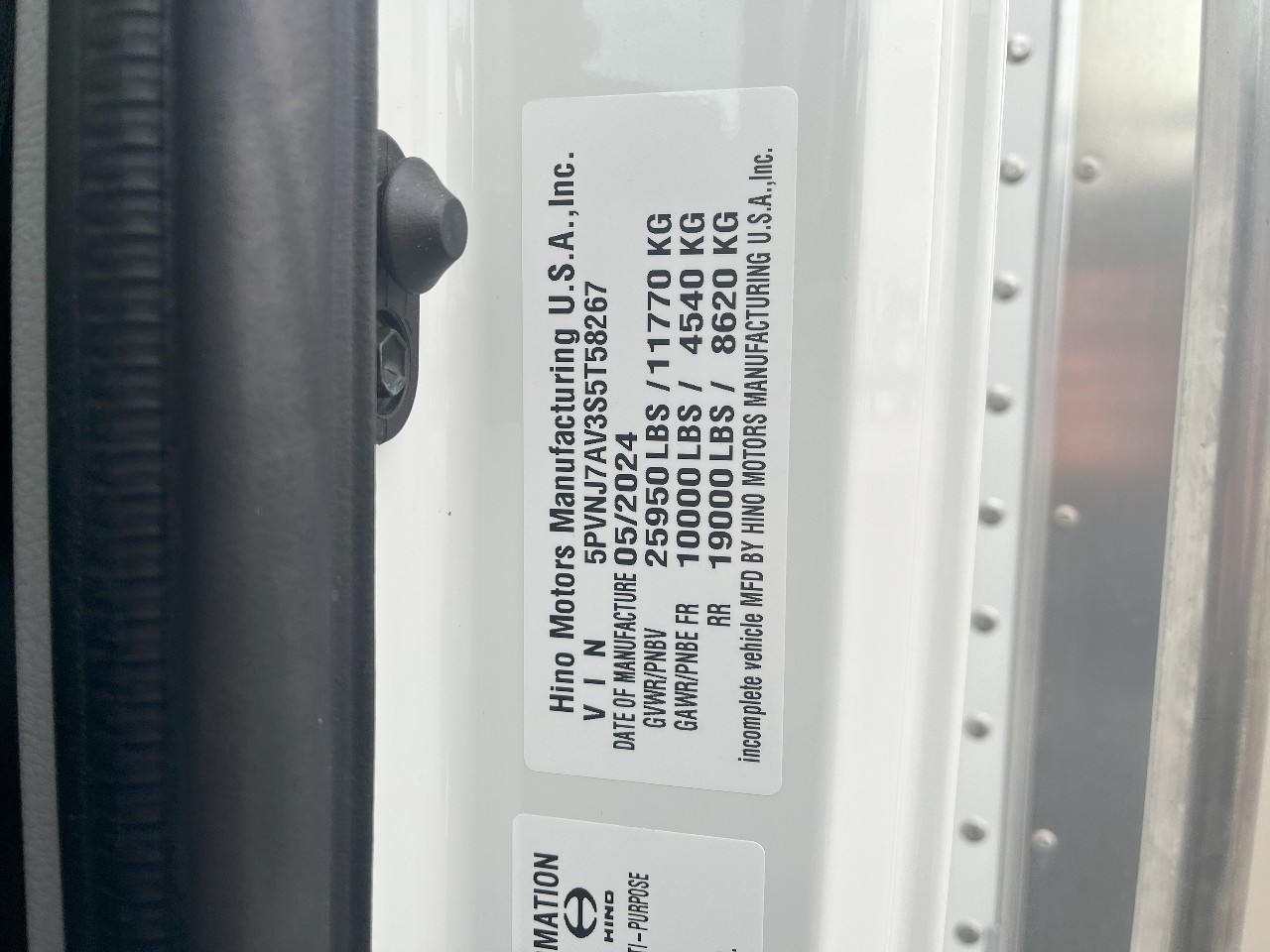 2025 Hino - image 11