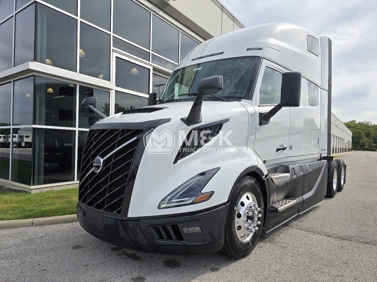 2026 Volvo - image 1