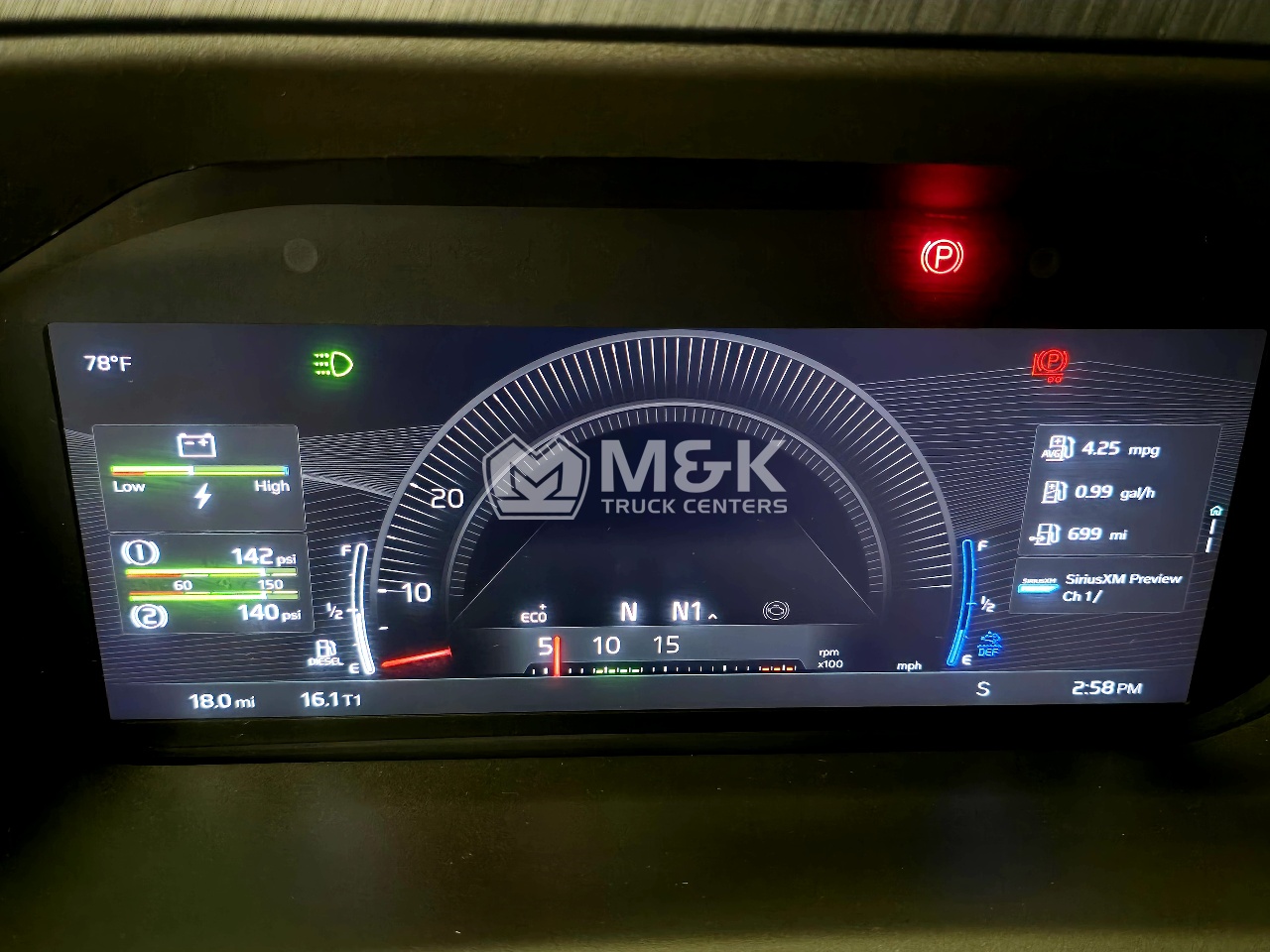 2026 Volvo - image 11