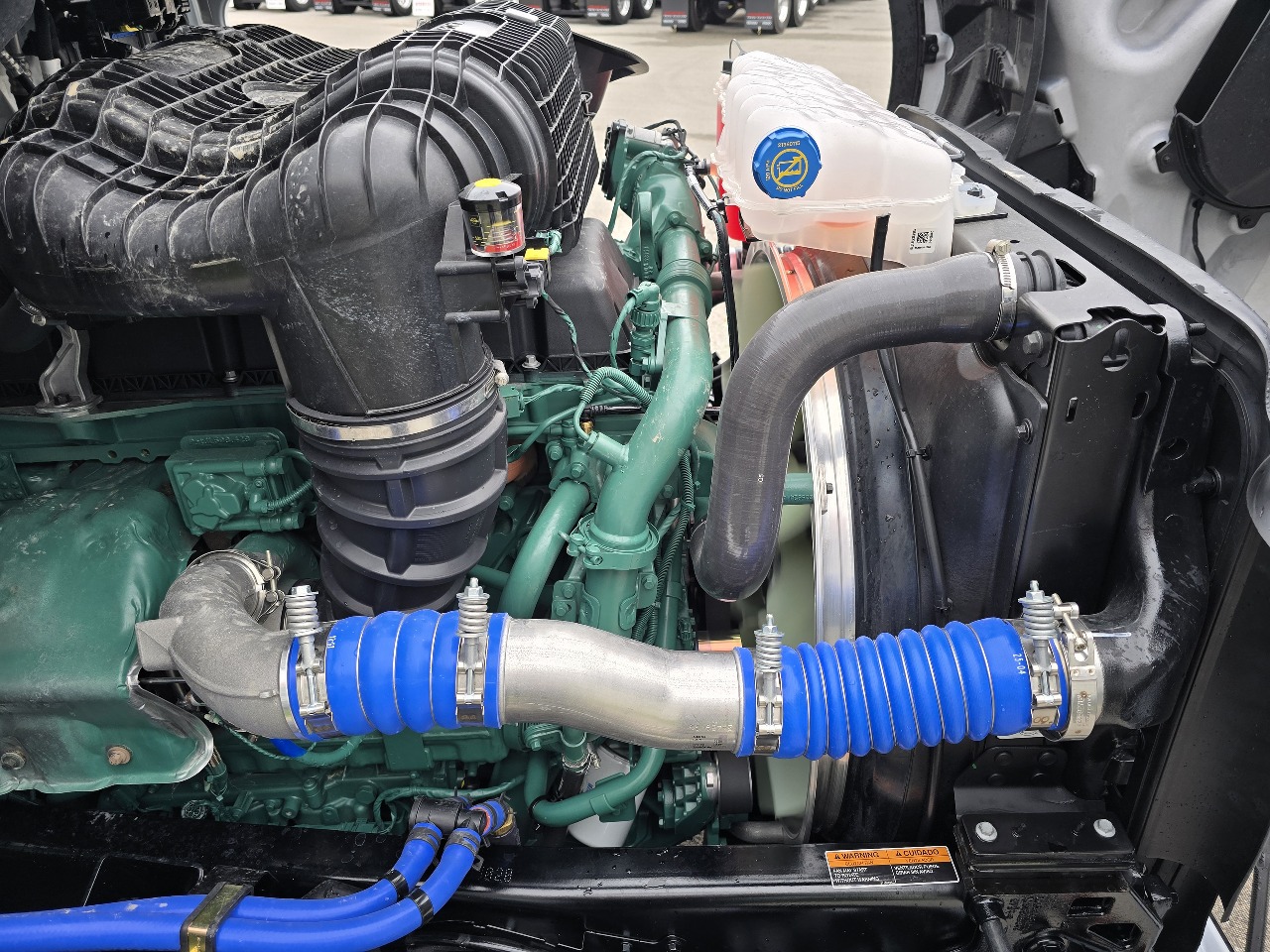 2026 Volvo - image 16