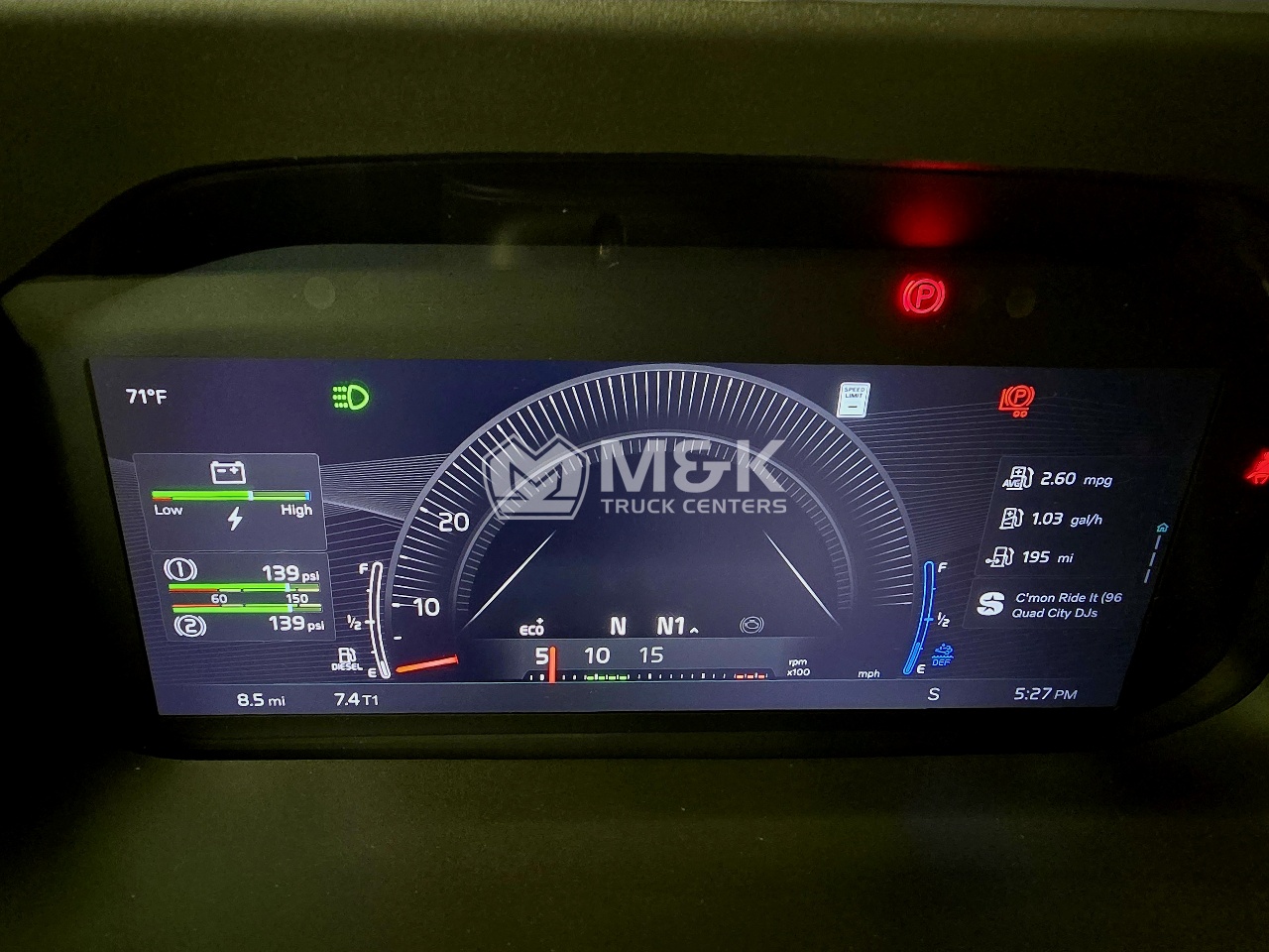 2026 Volvo - image 10