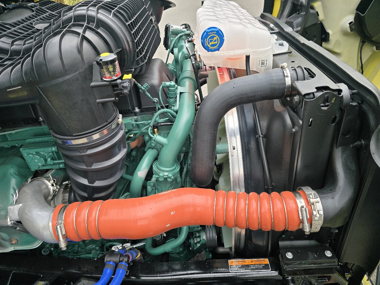 2026 Volvo - image 16