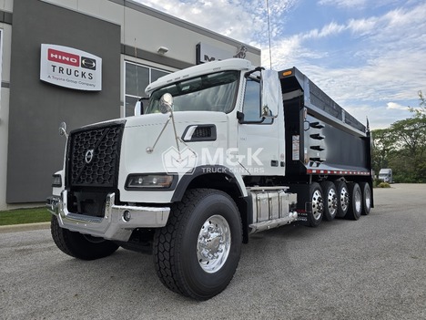 2025-volvo-vhd64f300-dump-truck #320315