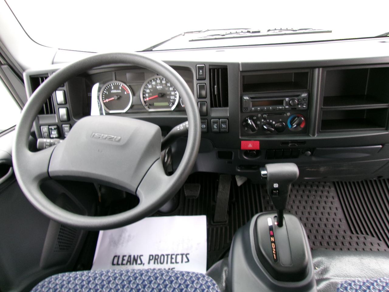 2024 Isuzu - image 8