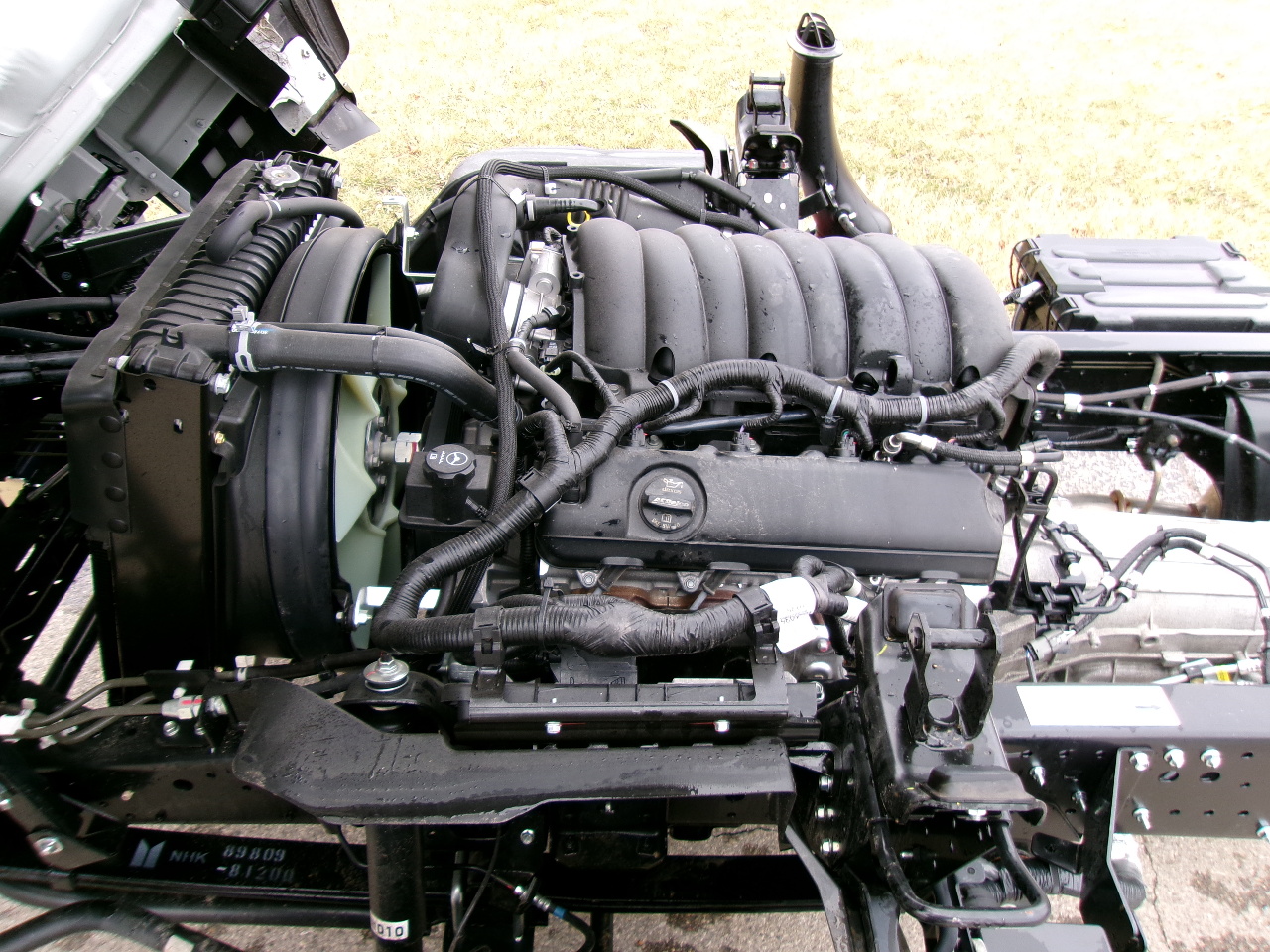 2025 Isuzu - image 11