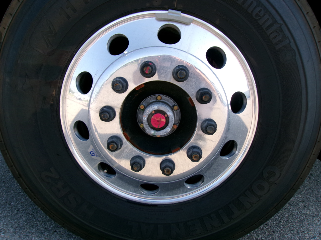 2026 Isuzu - image 10