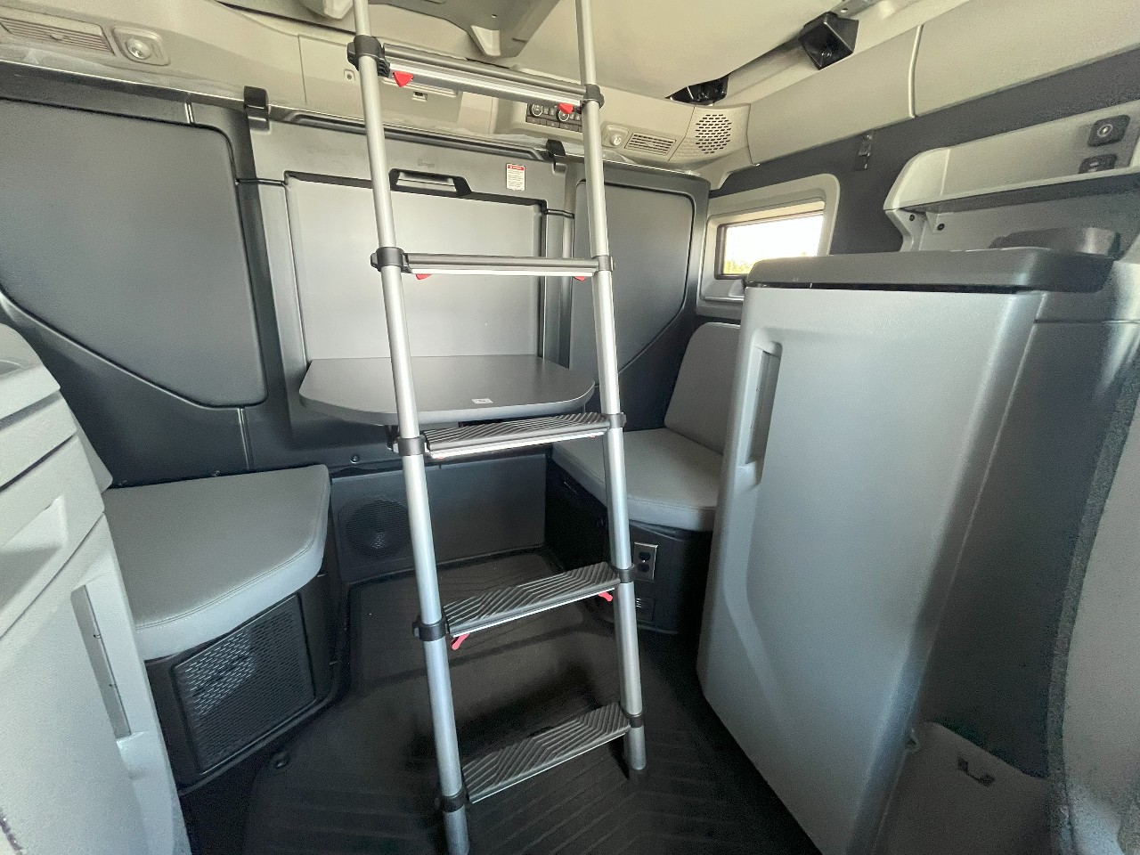 2026 Volvo - image 16