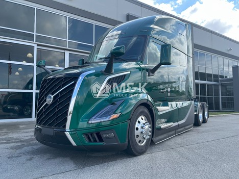 2026 VOLVO VNL64T860 Sleeper #320336