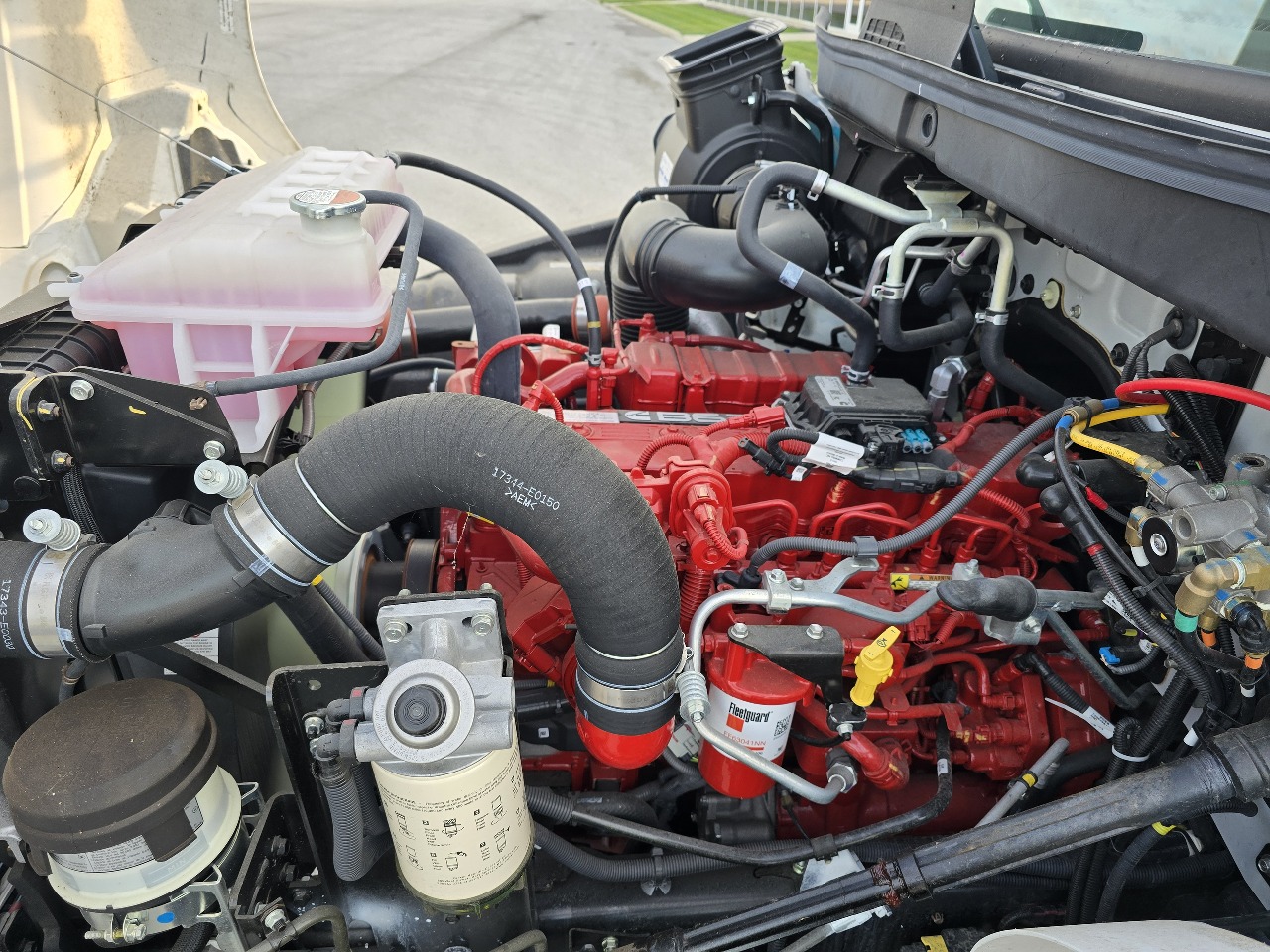 2025 Hino - image 13