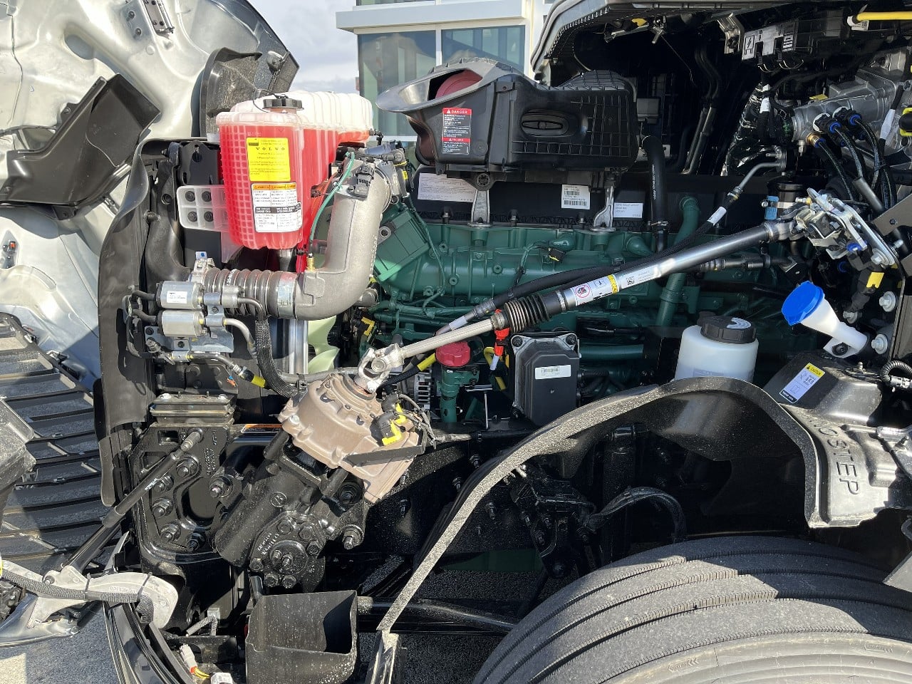 2026 Volvo - image 20