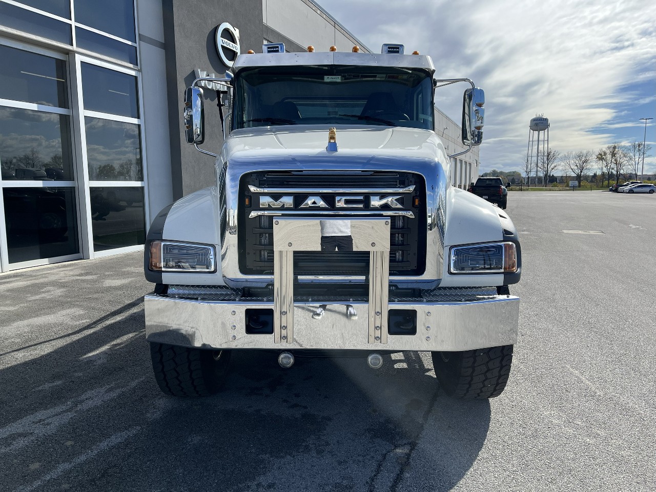 2026 Mack Granite - image 2