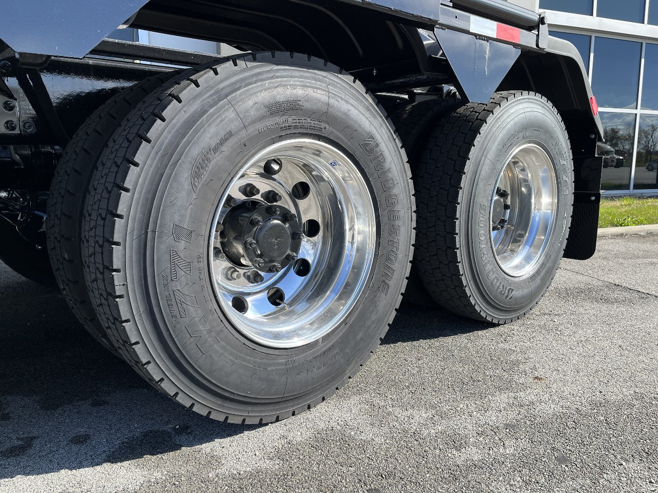 2026 Mack Granite - image 8