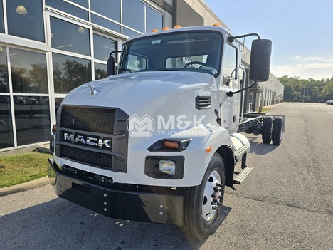 2026-mack-md-md6-274-wb-cab-chassis-truck #320419