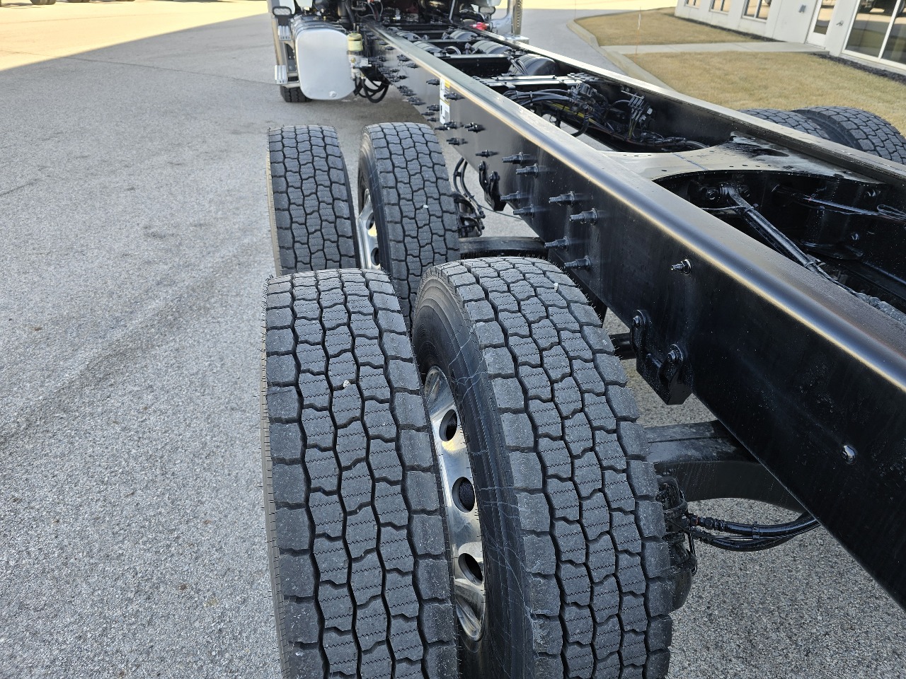 2026 Mack Granite - image 4