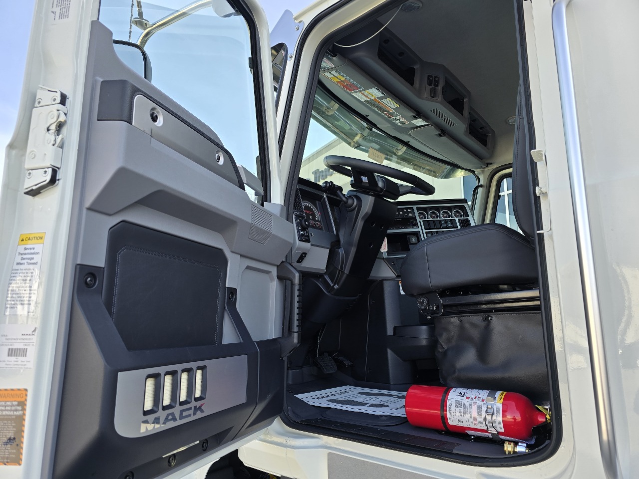 2026 Mack Granite - image 8