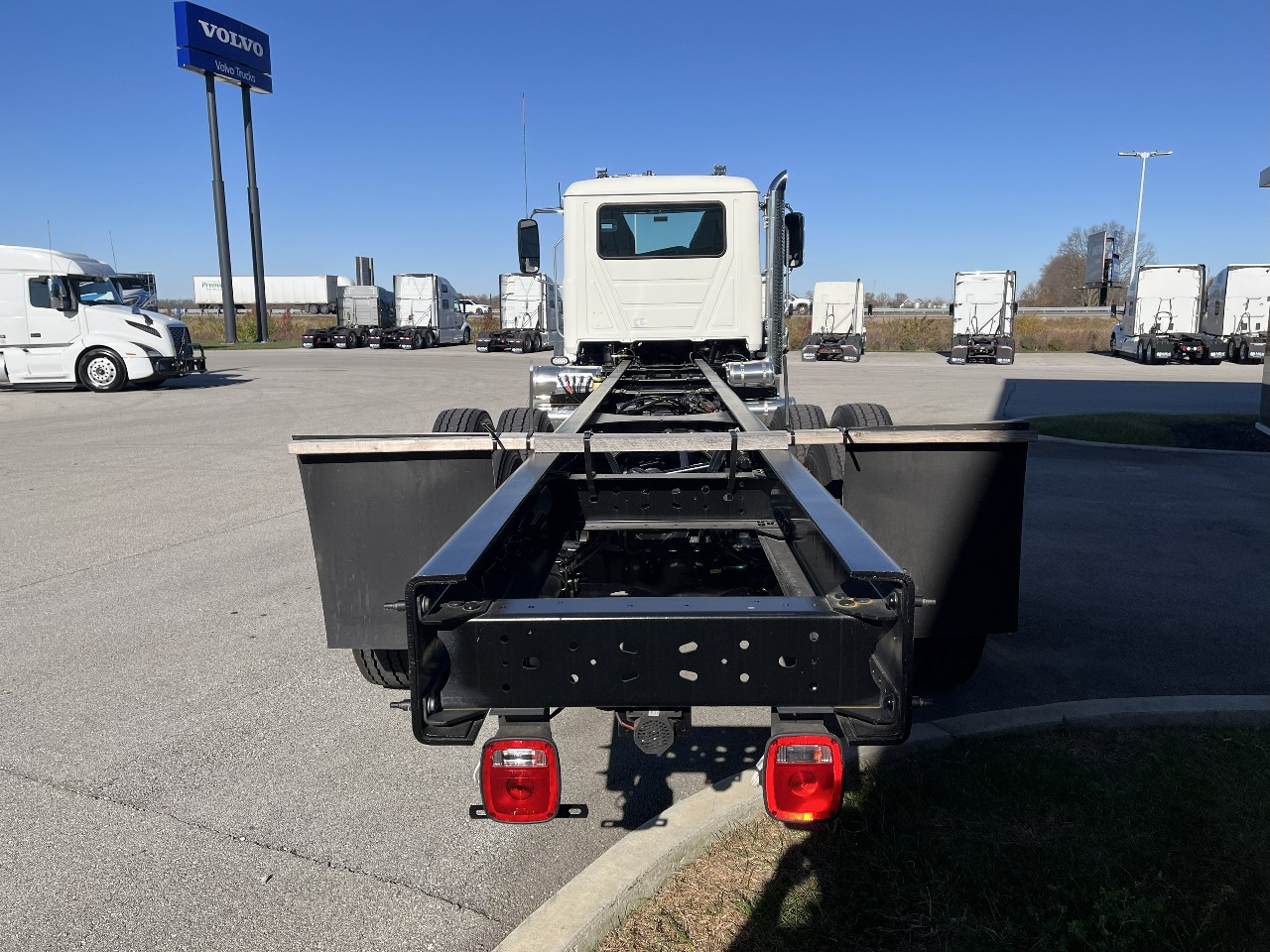 2026 Mack Granite - image 6