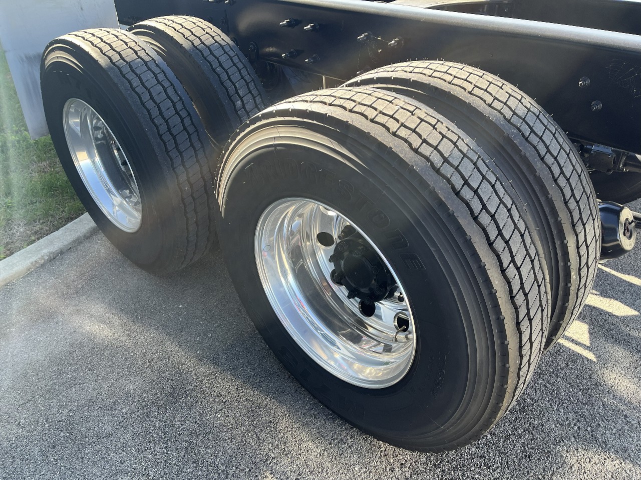 2026 Mack Granite - image 5