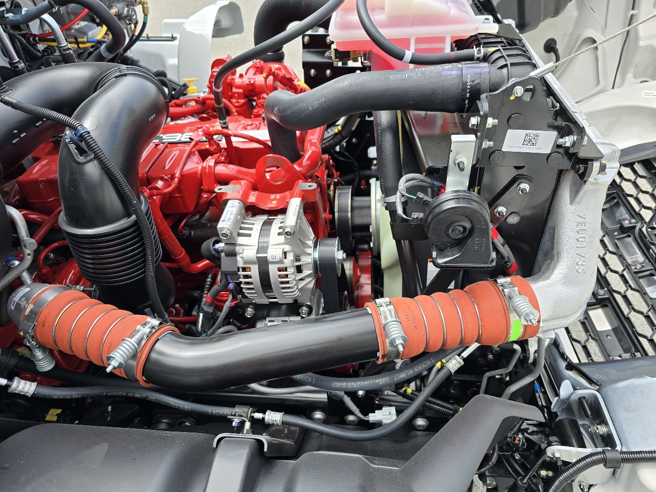 2025 Hino - image 13