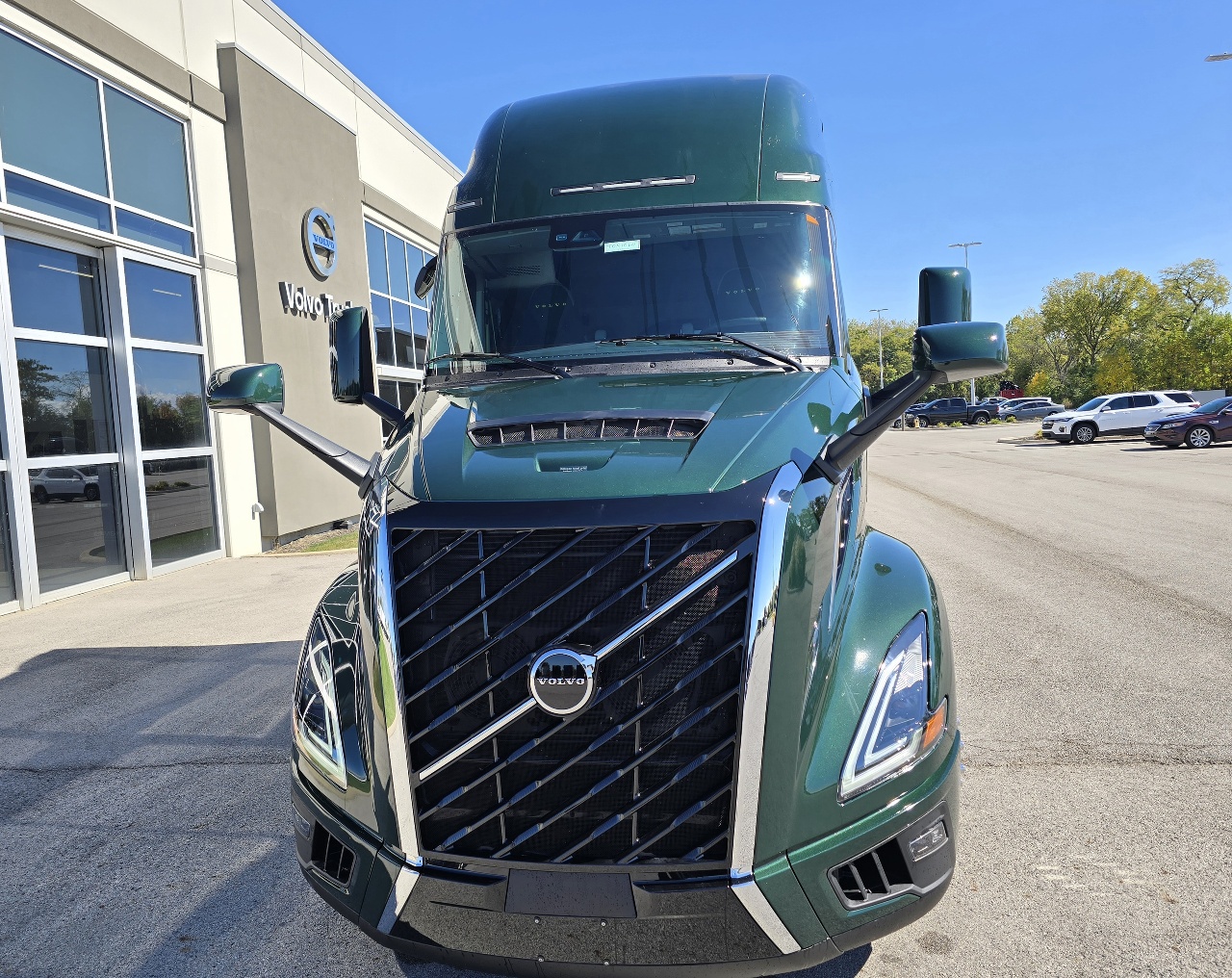 2026 Volvo - image 2