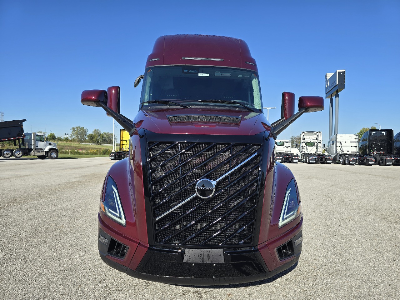 2026 Volvo - image 2