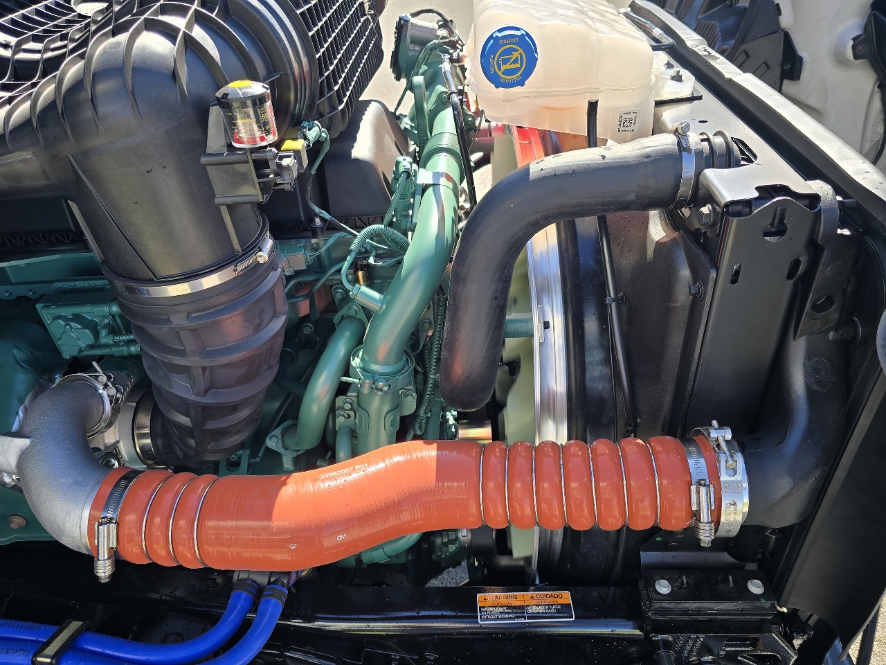 2026 Volvo - image 16