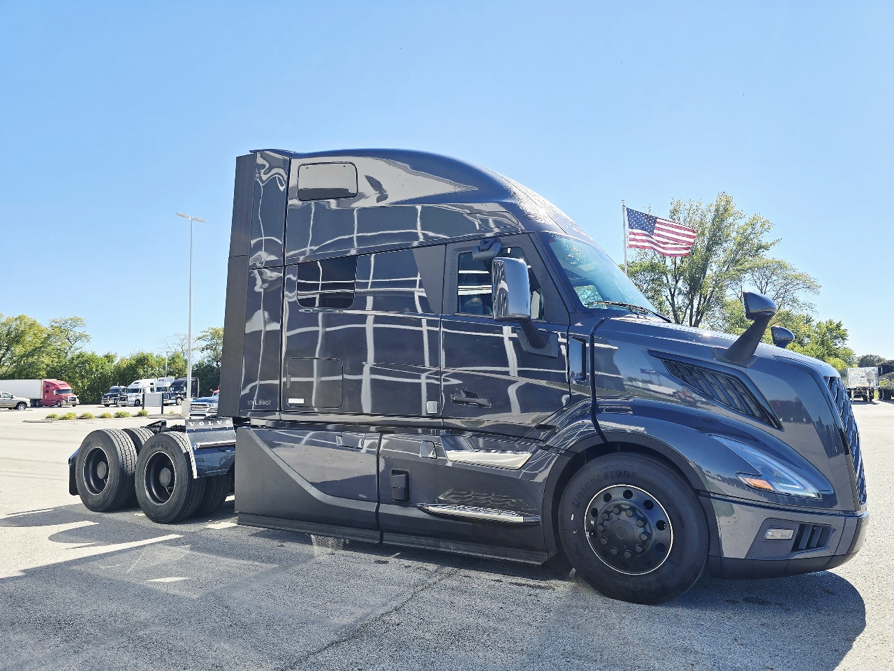 2026 Volvo - image 3