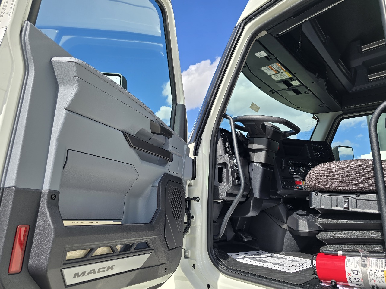 2026 Mack - image 5