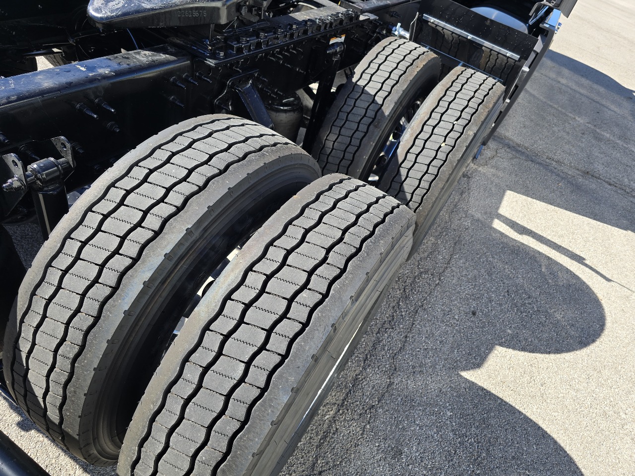 2026 Volvo - image 14