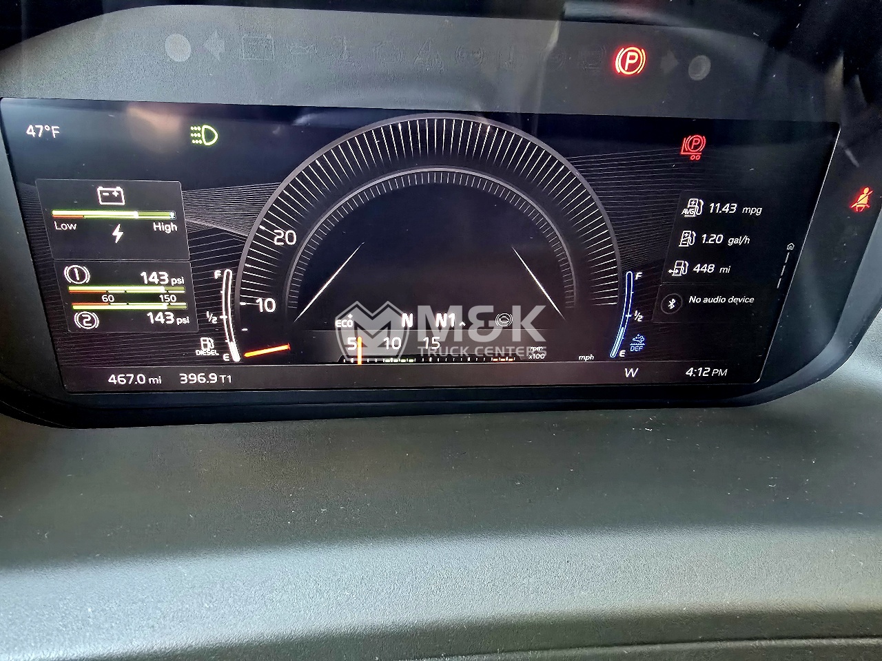 2026 Volvo - image 10