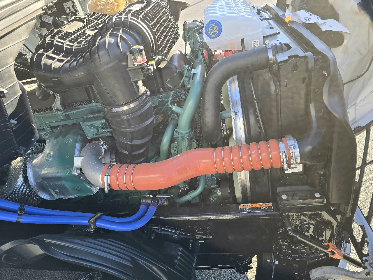 2026 Volvo - image 16