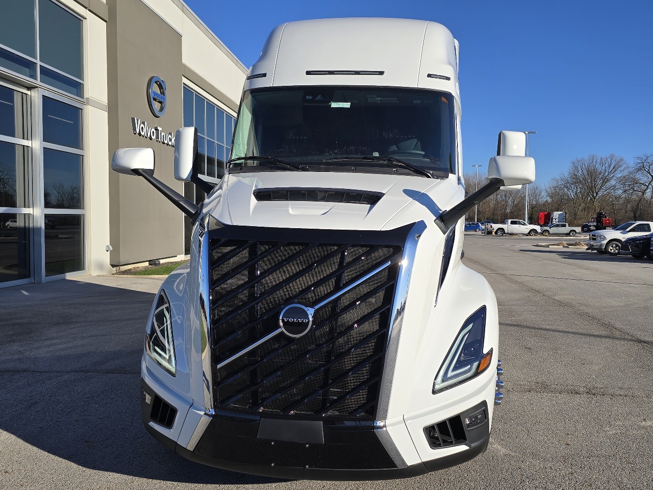 2026 Volvo - image 2