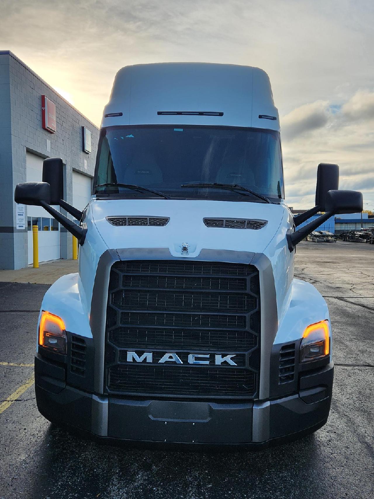 2026 Mack - image 3