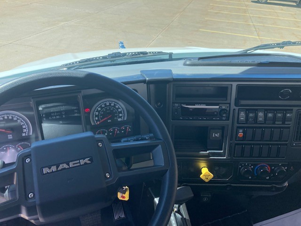 2026 Mack - image 10