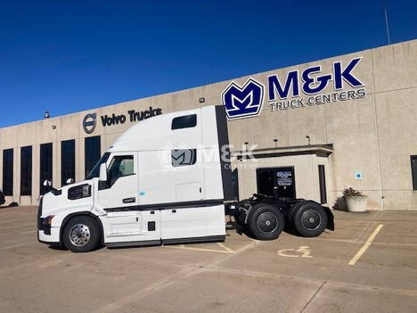 2026 MACK PIONEER MP13 HE PC Sleeper #321685