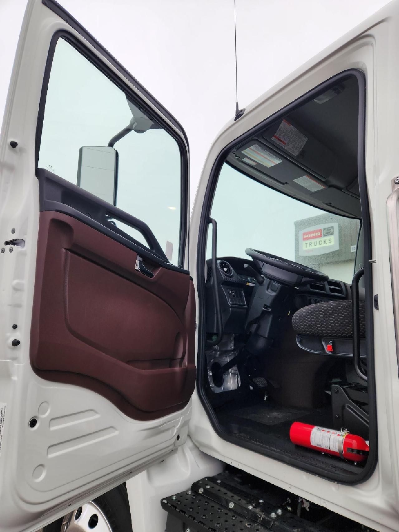 2026 Hino - image 11