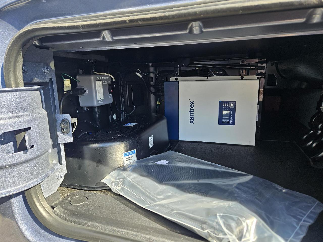 2026 Volvo - image 3