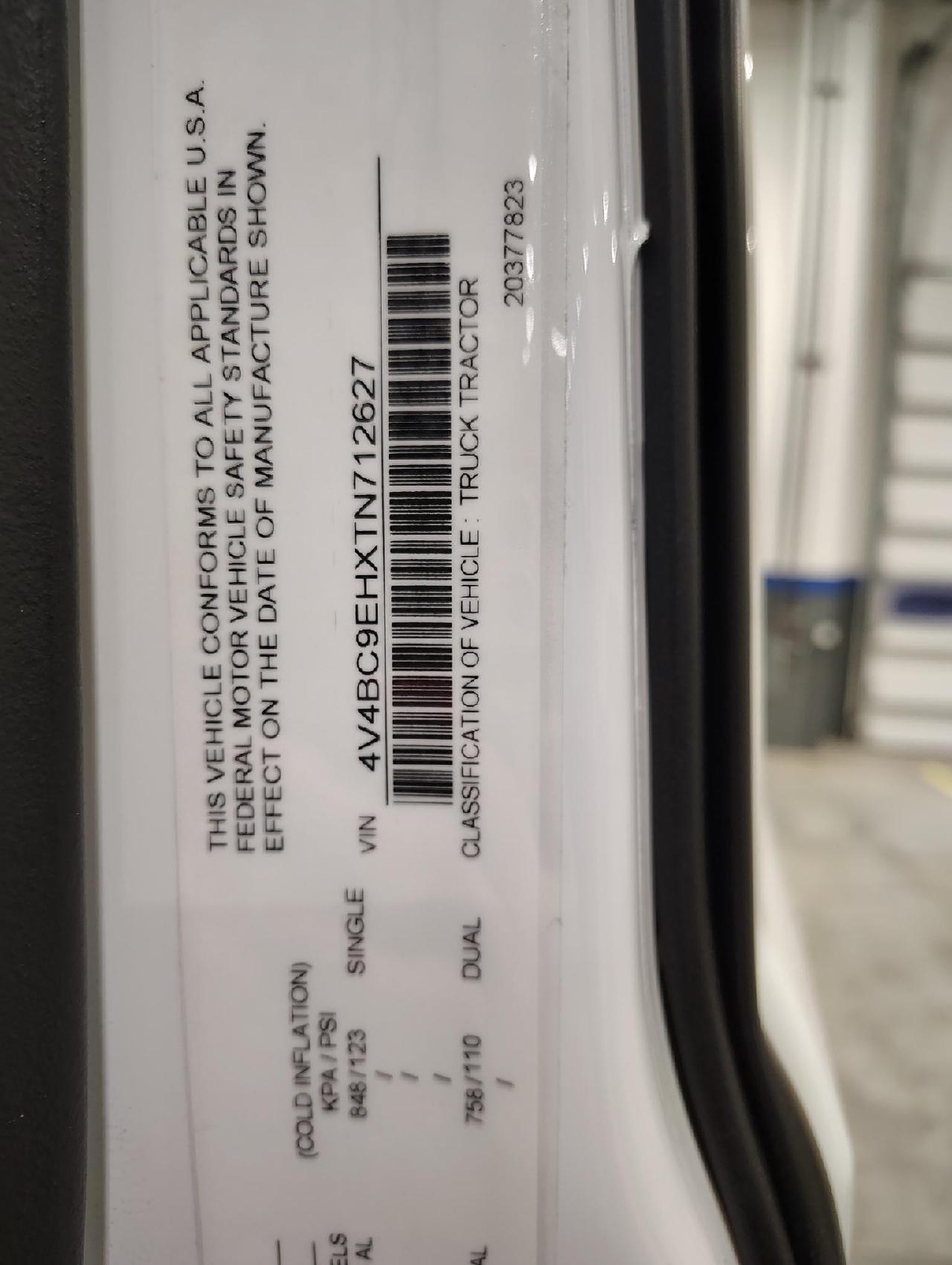 2026 Volvo - image 3