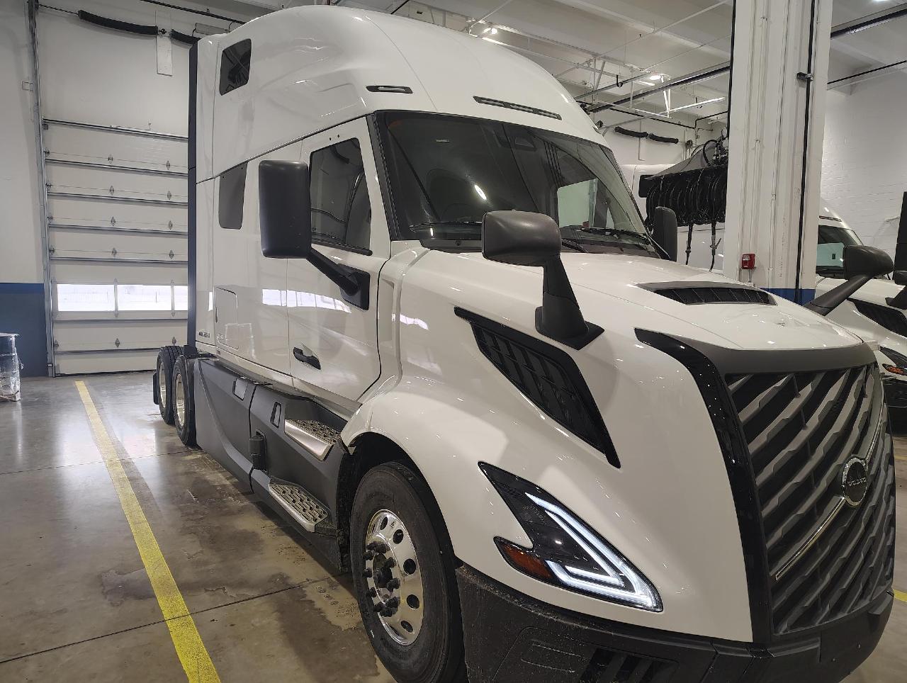 2026 Volvo - image 2