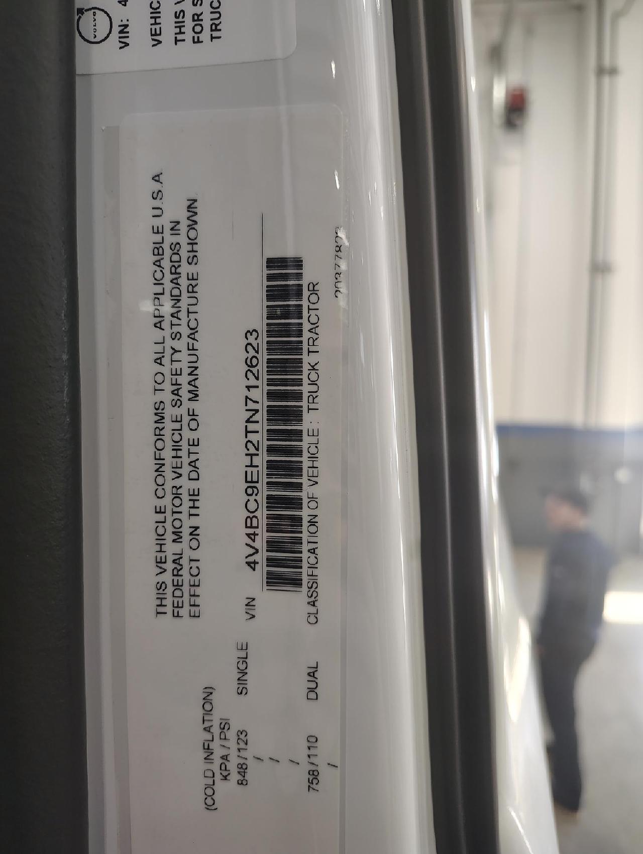 2026 Volvo - image 3