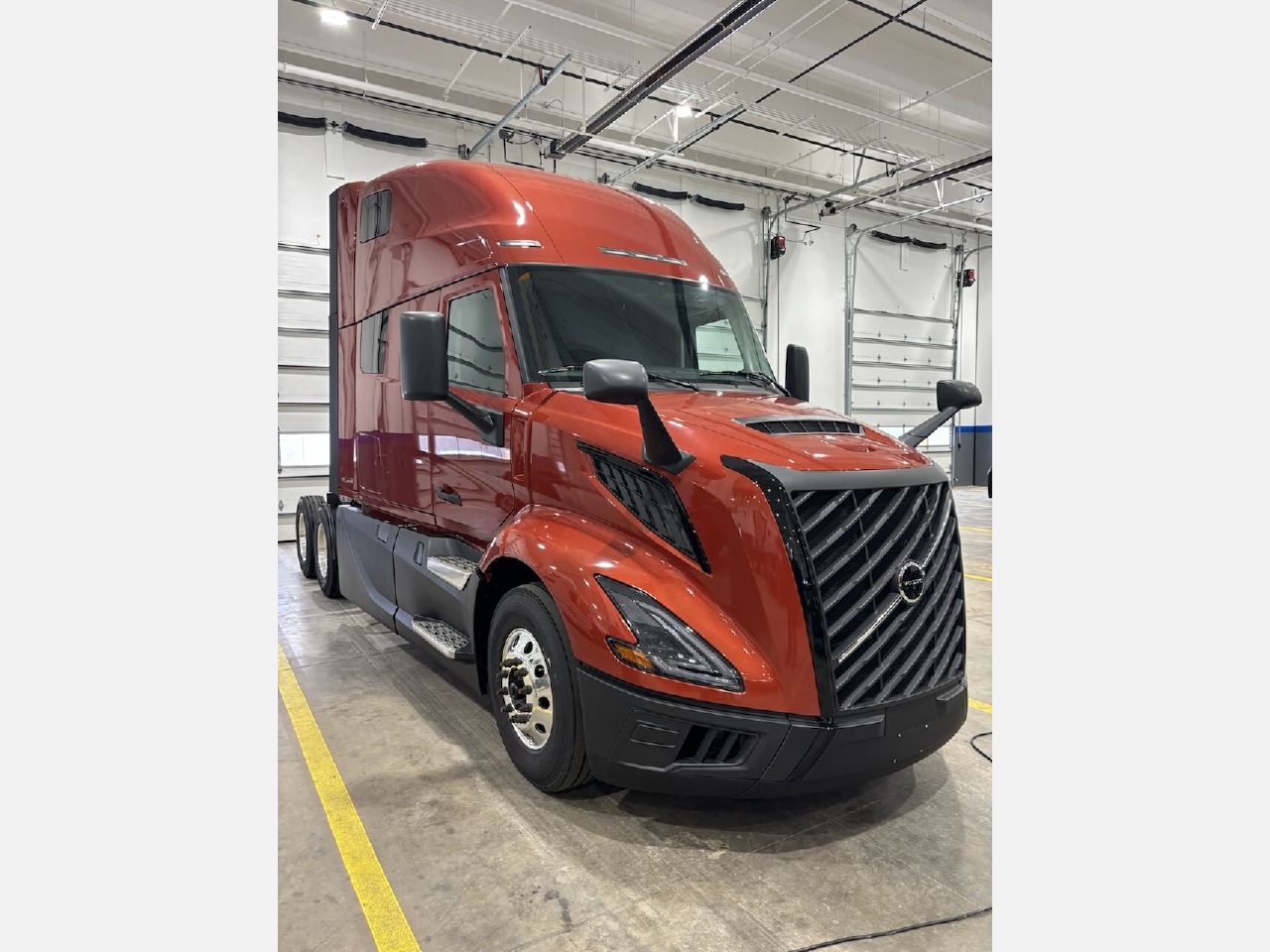 2026 Volvo - image 2