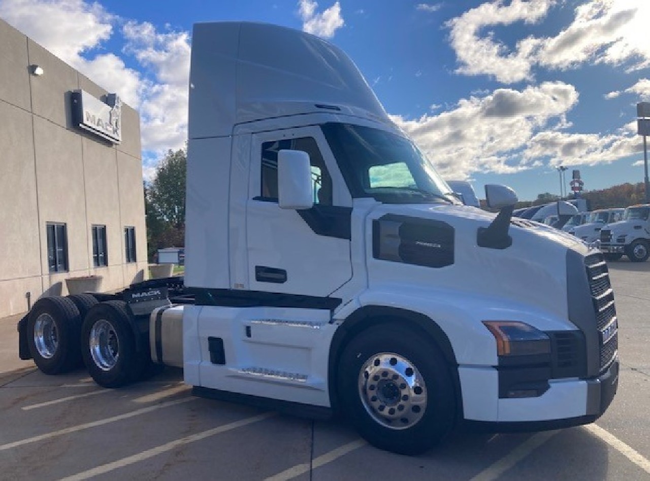 2026 Mack - image 3