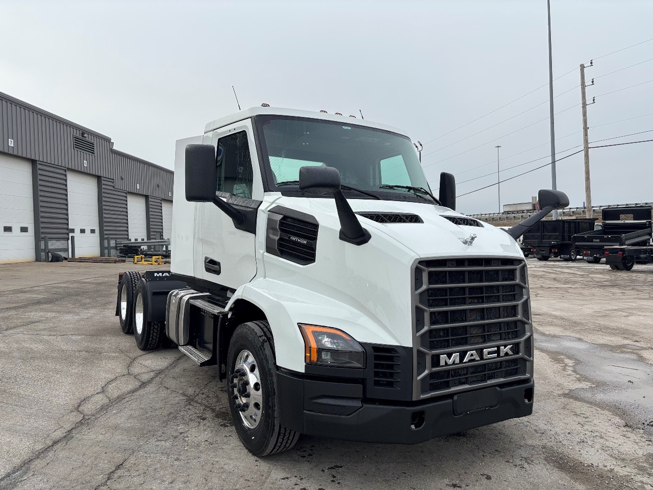 2027 Mack - image 3