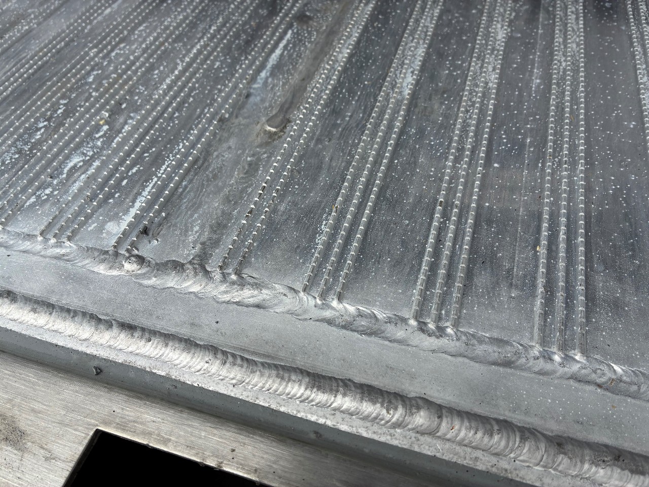 2025 Isuzu - image 6