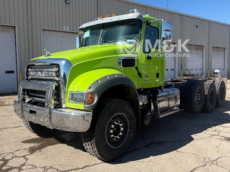 2027-mack-gr84f-dump-truck #322717