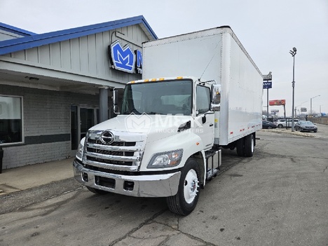 2018-hino-338-derated-box-van-truck #322733