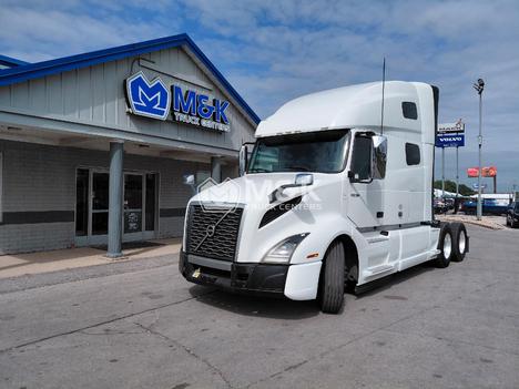2020 VOLVO VNL64T760 Sleeper #322747